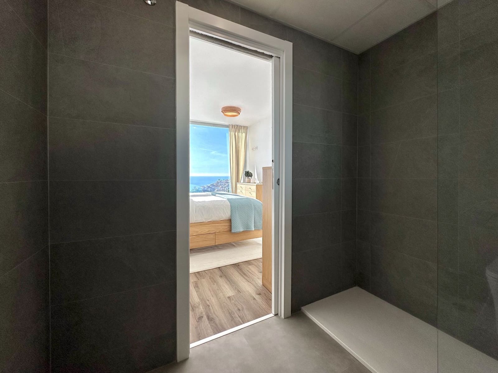 3 soverom Kjedet enebolig til salgs i Almunecar med svømmebasseng garasje - € 238 000 (Ref: 9529399)