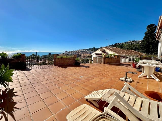 4 makuuhuone Huvila myytävänä paikassa Taramay, Almuñécar mukana 
autotalli - 599 000 € (Ref: 9536632)