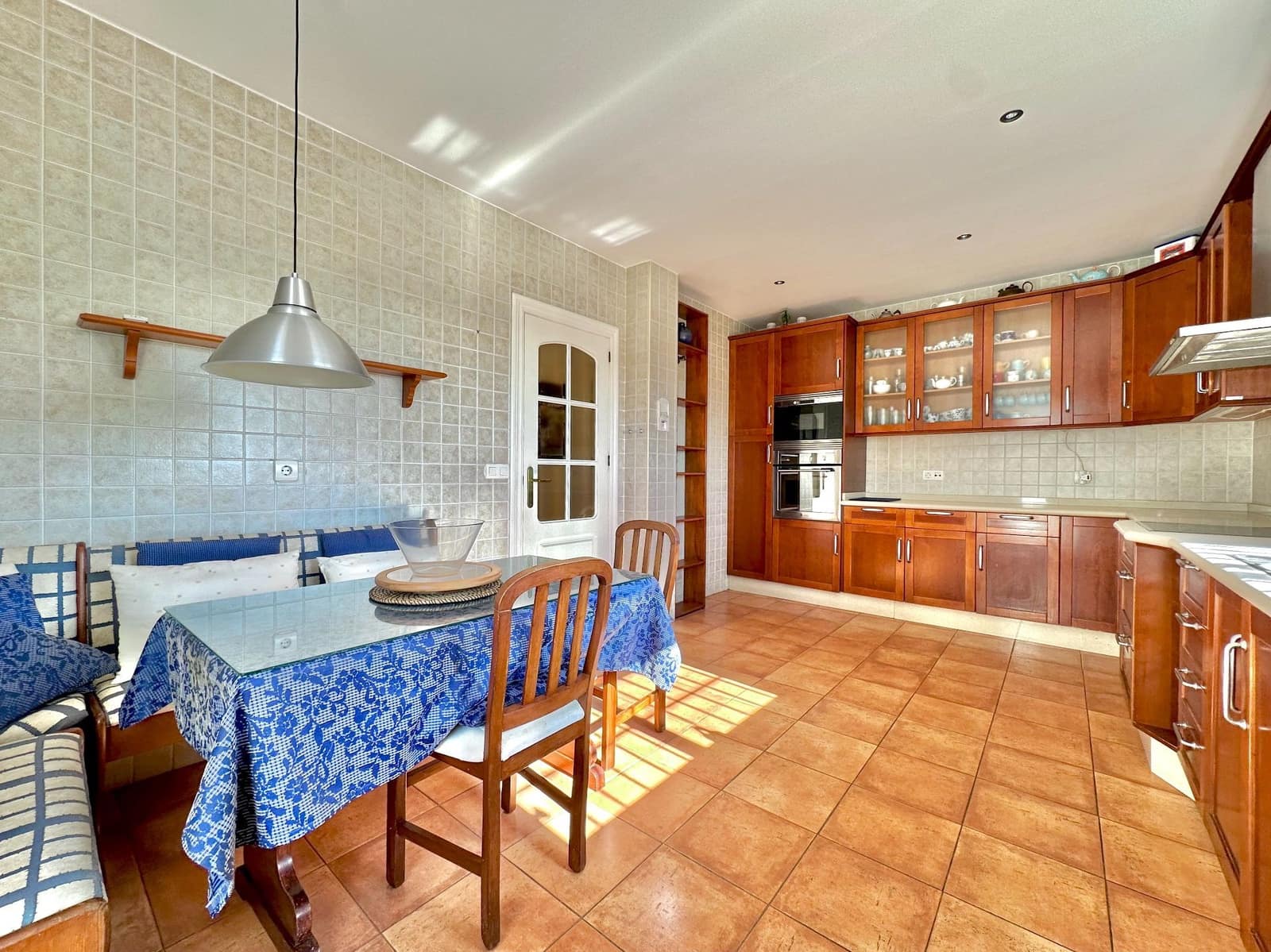 4 makuuhuone Huvila myytävänä paikassa Taramay mukana 
autotalli - 599 000 € (Ref: 9536632)