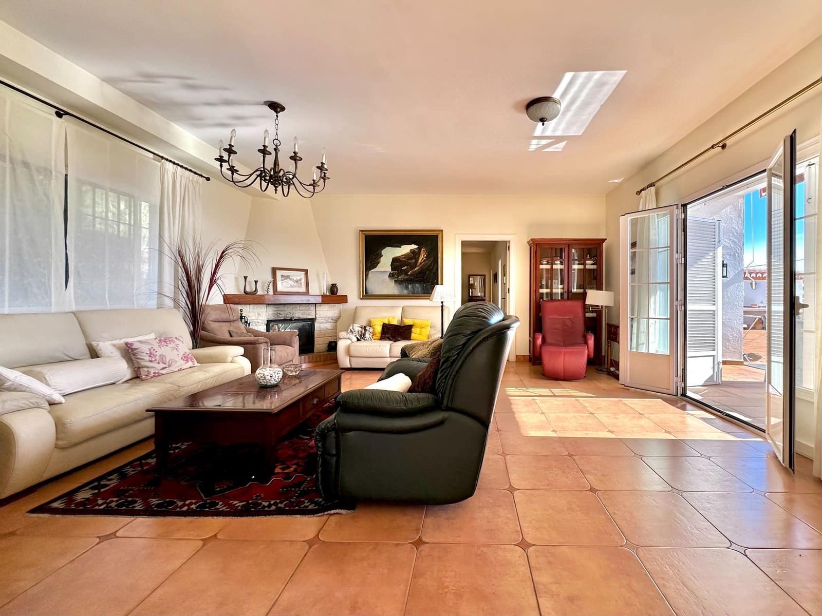 4 makuuhuone Huvila myytävänä paikassa Taramay mukana 
autotalli - 599 000 € (Ref: 9536632)