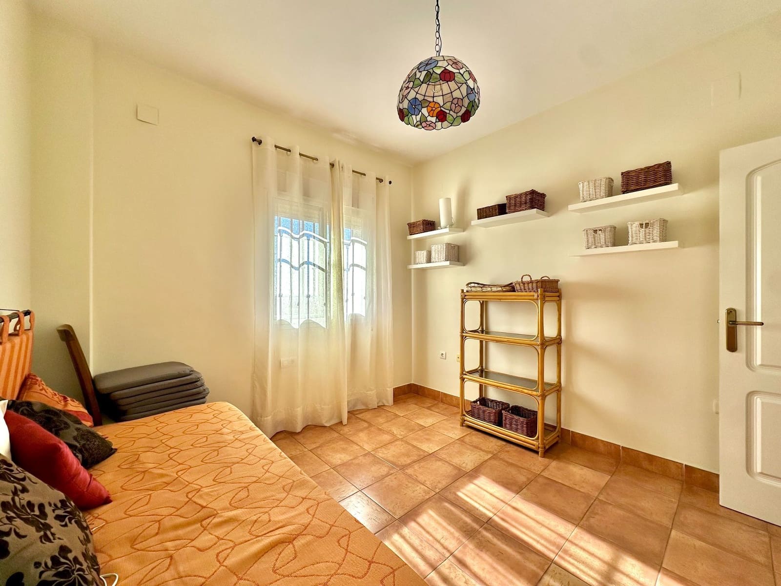 4 makuuhuone Huvila myytävänä paikassa Taramay mukana 
autotalli - 599 000 € (Ref: 9536632)