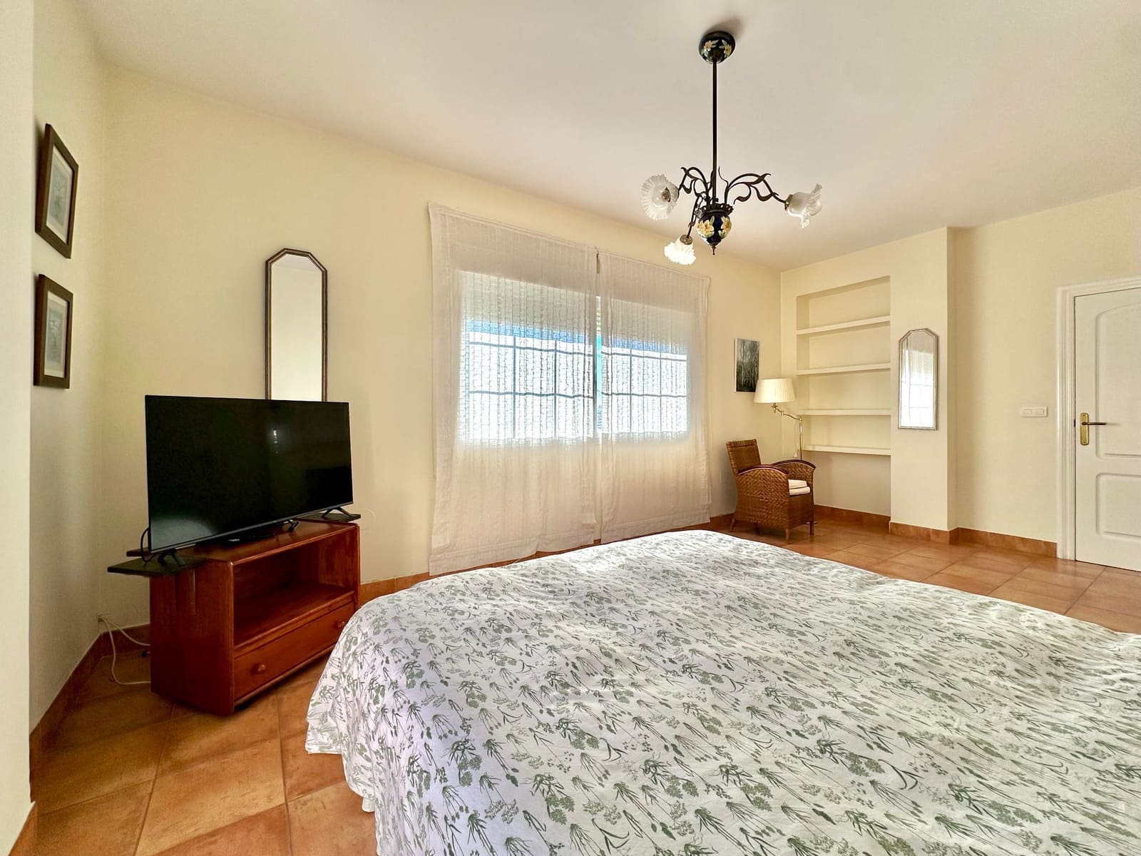 4 makuuhuone Huvila myytävänä paikassa Taramay mukana 
autotalli - 599 000 € (Ref: 9536632)