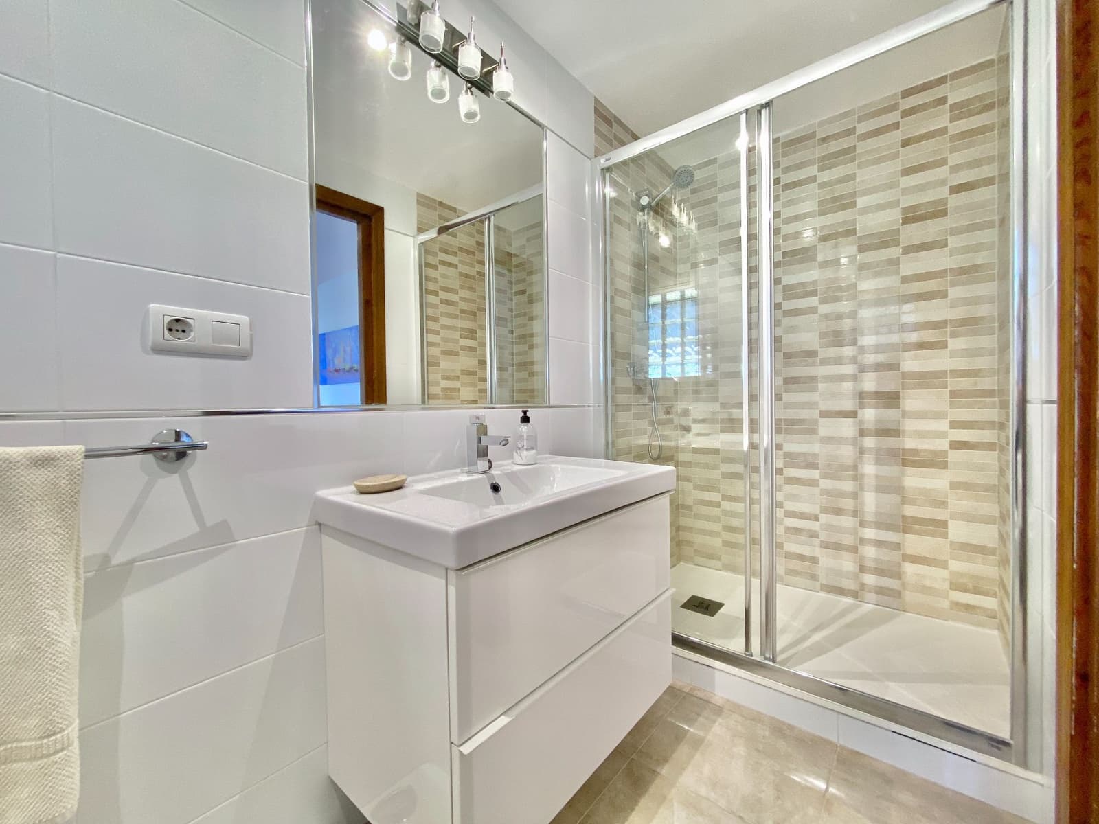 5 Zimmer Villa zu verkaufen in La Herradura mit Pool Garage - 1.695.000 € (Ref: 9536633)