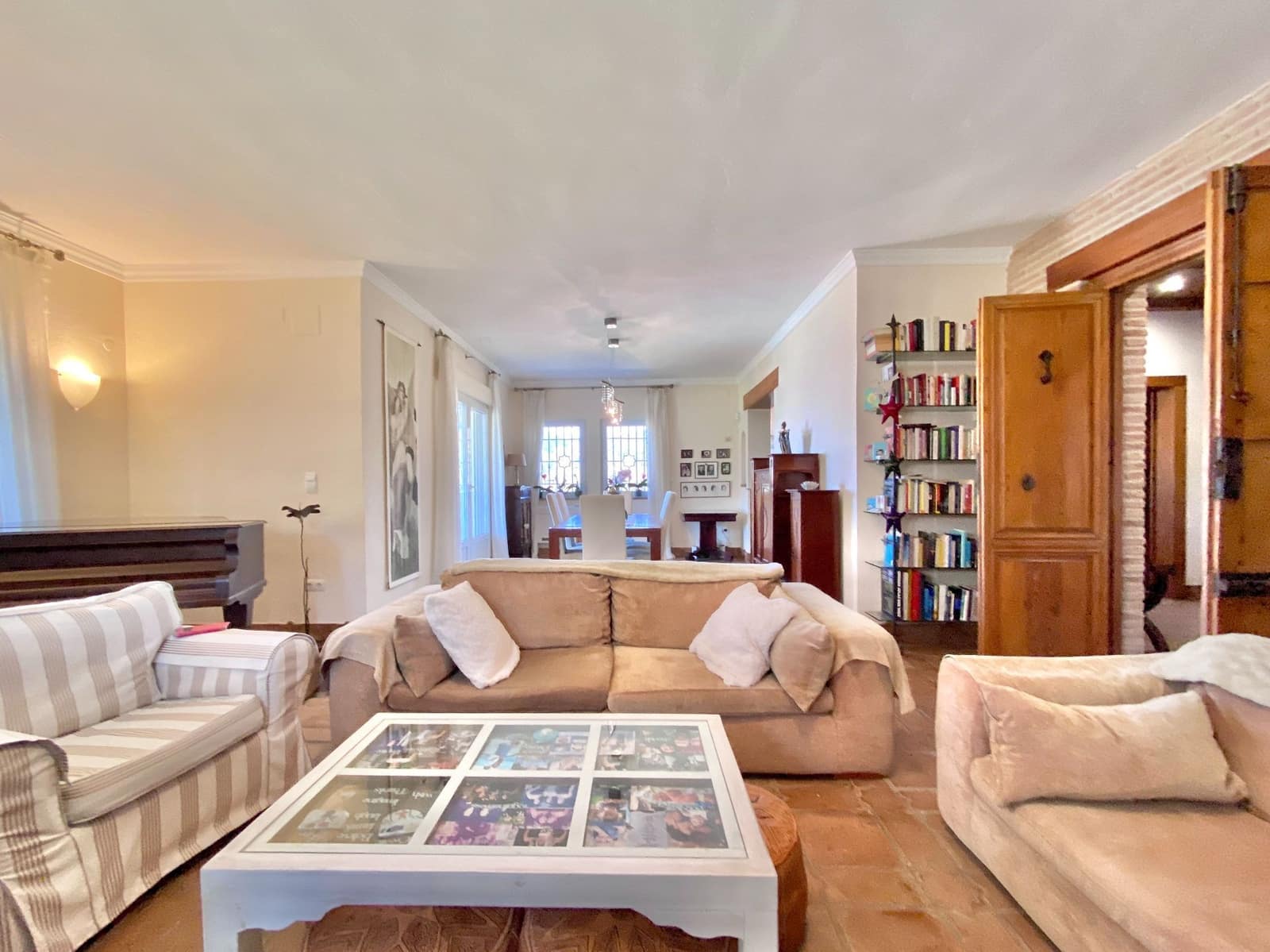 5 Zimmer Villa zu verkaufen in La Herradura mit Pool Garage - 1.695.000 € (Ref: 9536633)