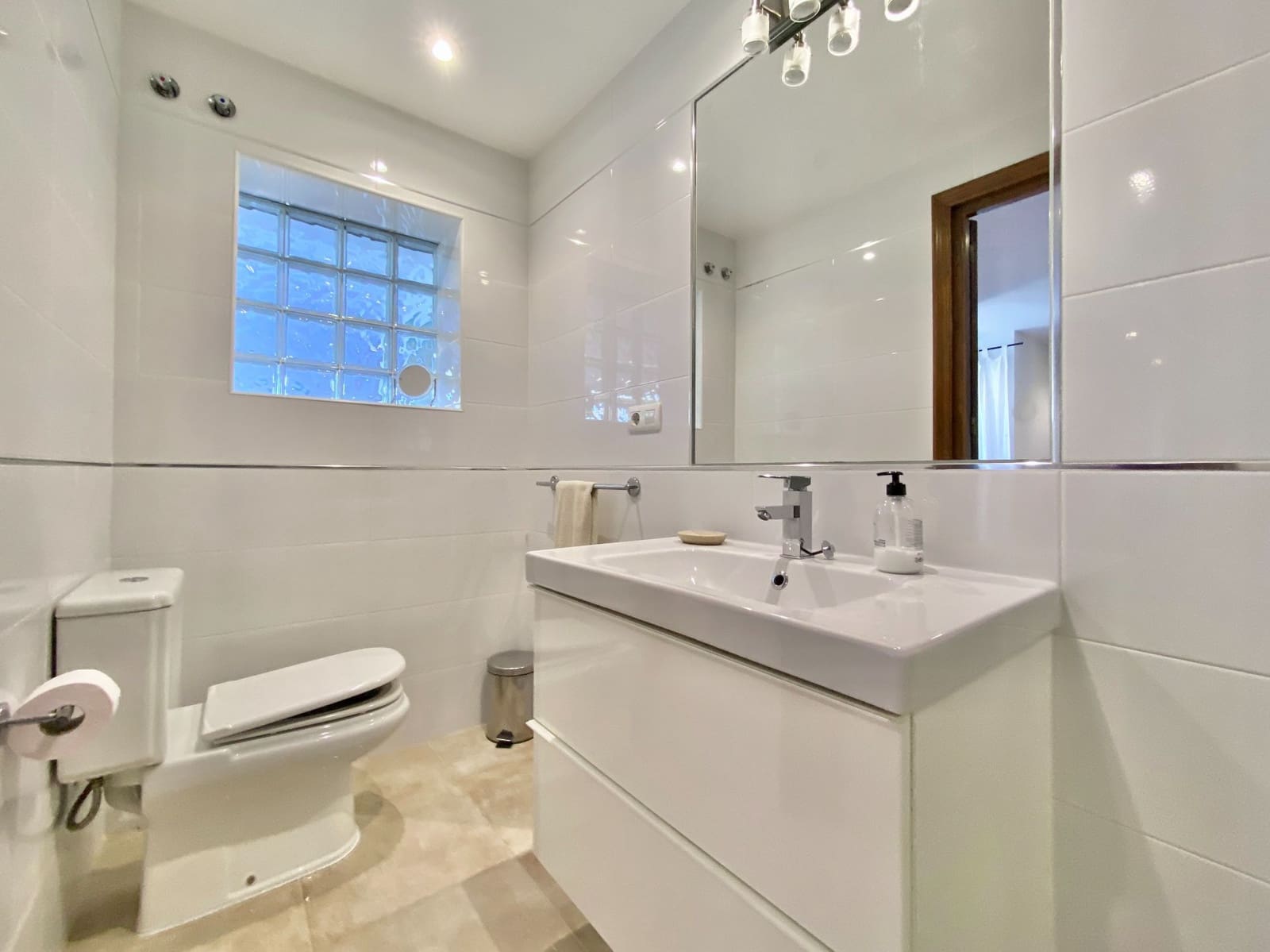 5 Zimmer Villa zu verkaufen in La Herradura mit Pool Garage - 1.695.000 € (Ref: 9536633)