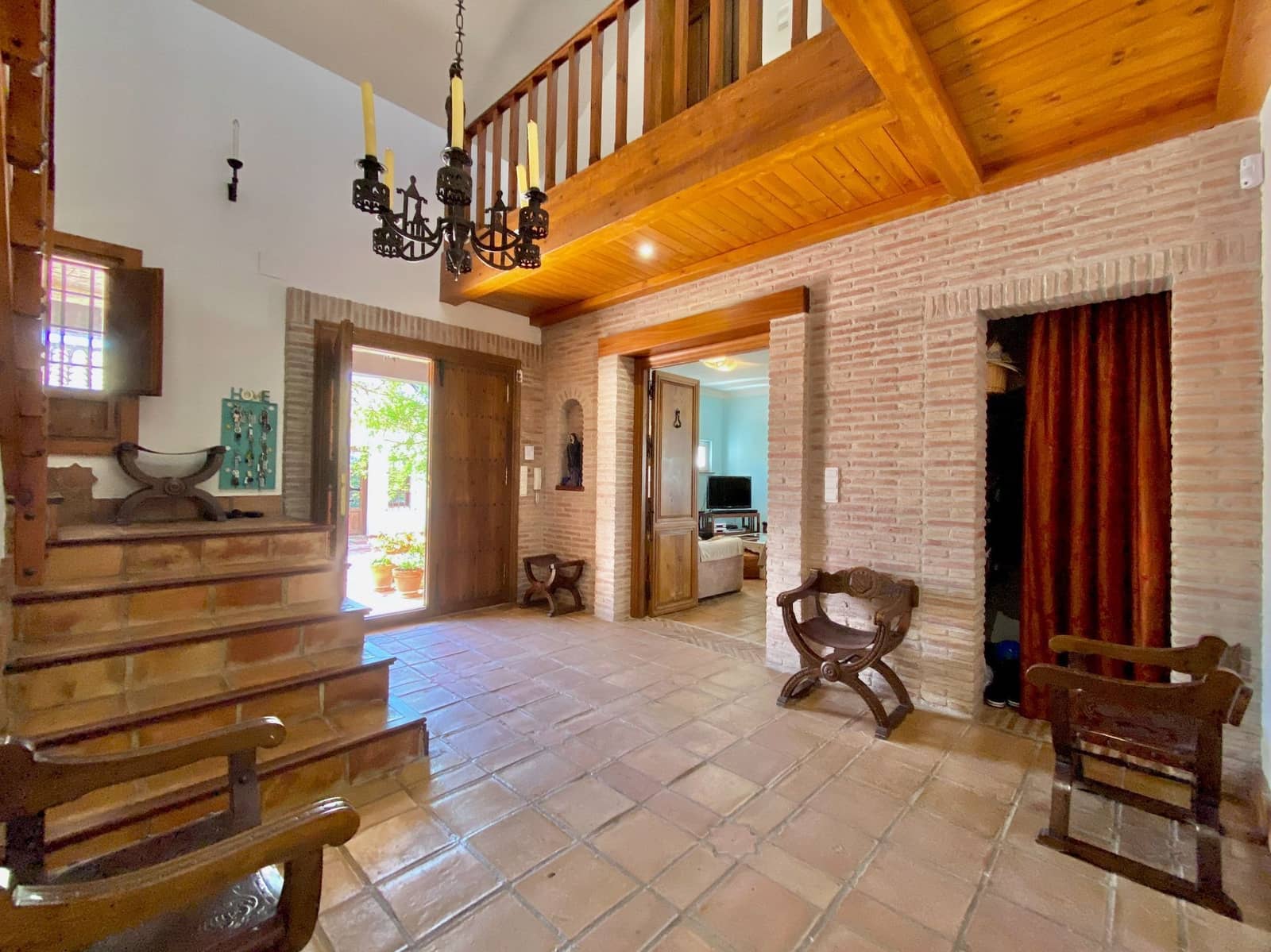 5 Zimmer Villa zu verkaufen in La Herradura mit Pool Garage - 1.695.000 € (Ref: 9536633)