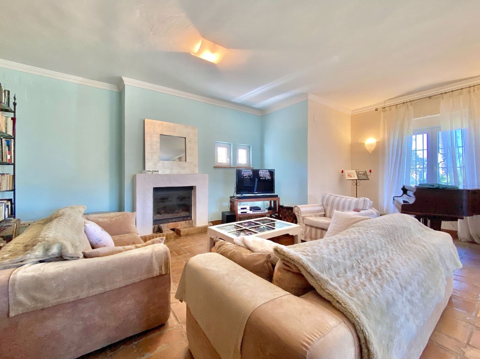 5 Zimmer Villa zu verkaufen in La Herradura mit Pool Garage - 1.695.000 € (Ref: 9536633)