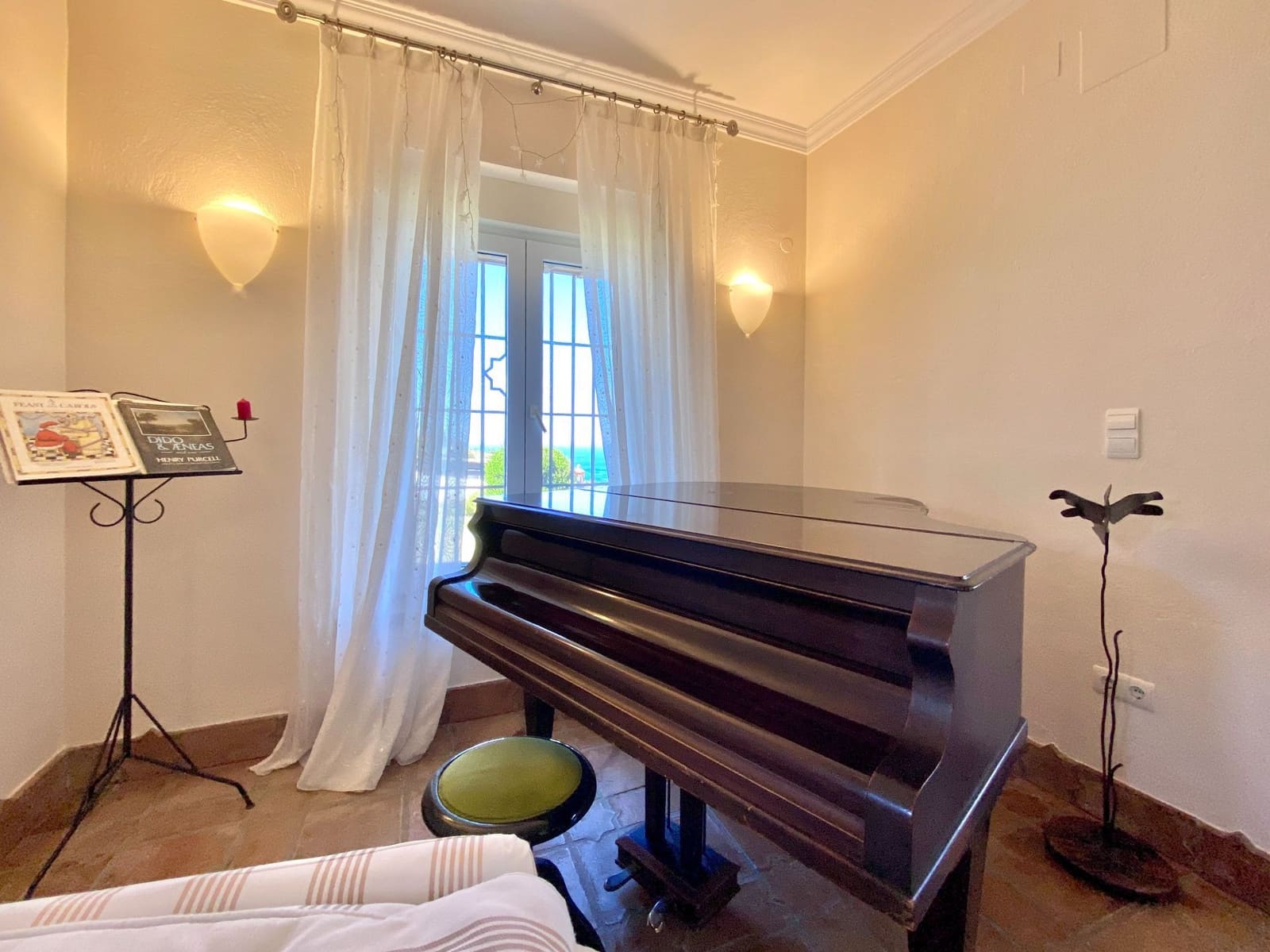 5 Zimmer Villa zu verkaufen in La Herradura mit Pool Garage - 1.695.000 € (Ref: 9536633)