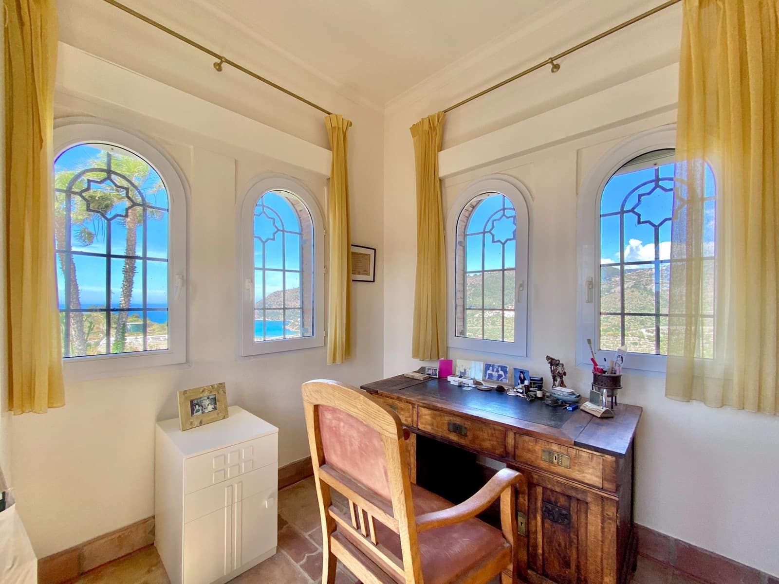 5 Zimmer Villa zu verkaufen in La Herradura mit Pool Garage - 1.695.000 € (Ref: 9536633)