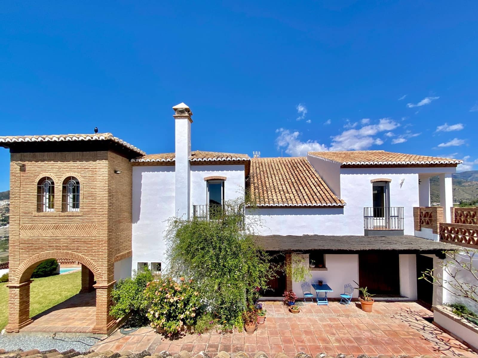 5 Zimmer Villa zu verkaufen in La Herradura mit Pool Garage - 1.695.000 € (Ref: 9536633)