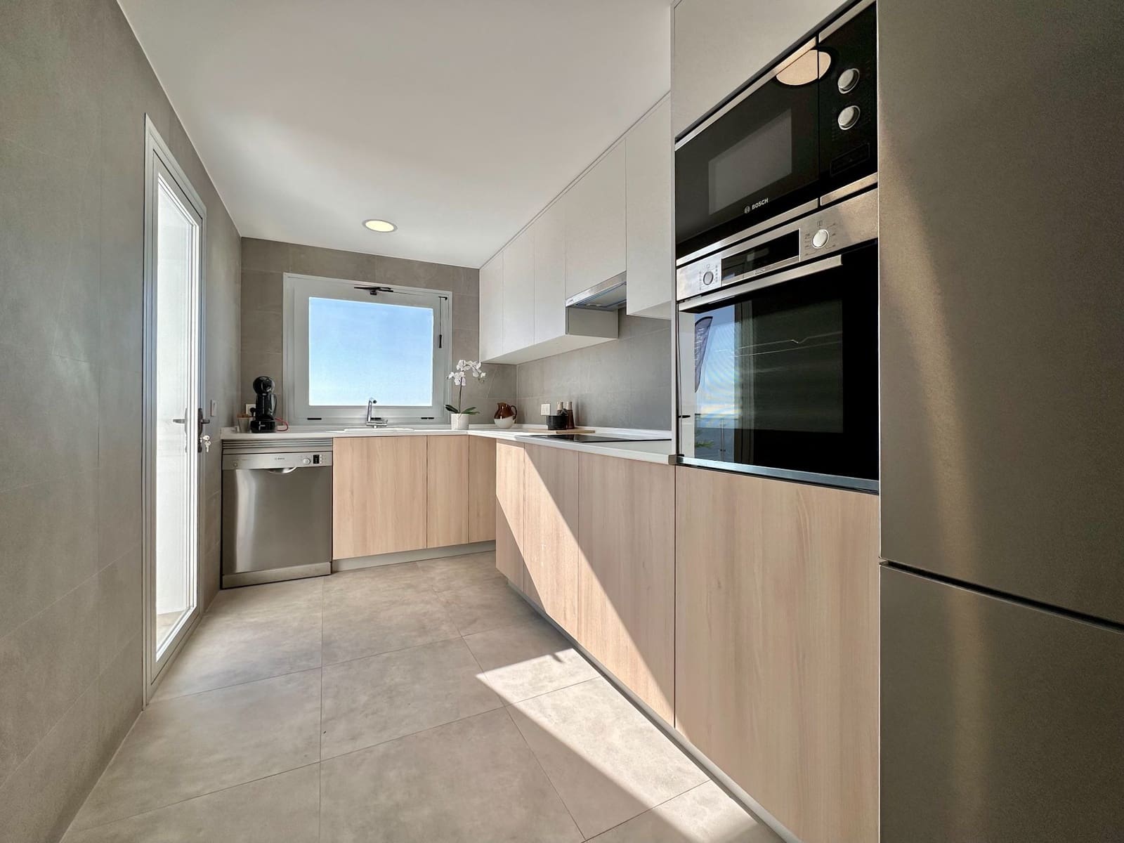 2 soveværelse Penthouse til salg i Almunecar med swimmingpool garage - € 238.000 (Ref: 9542994)