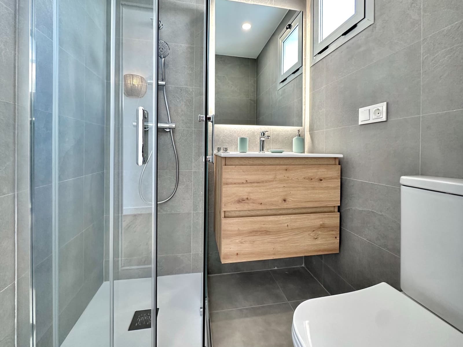 2 soveværelse Penthouse til salg i Almunecar med swimmingpool garage - € 238.000 (Ref: 9542994)