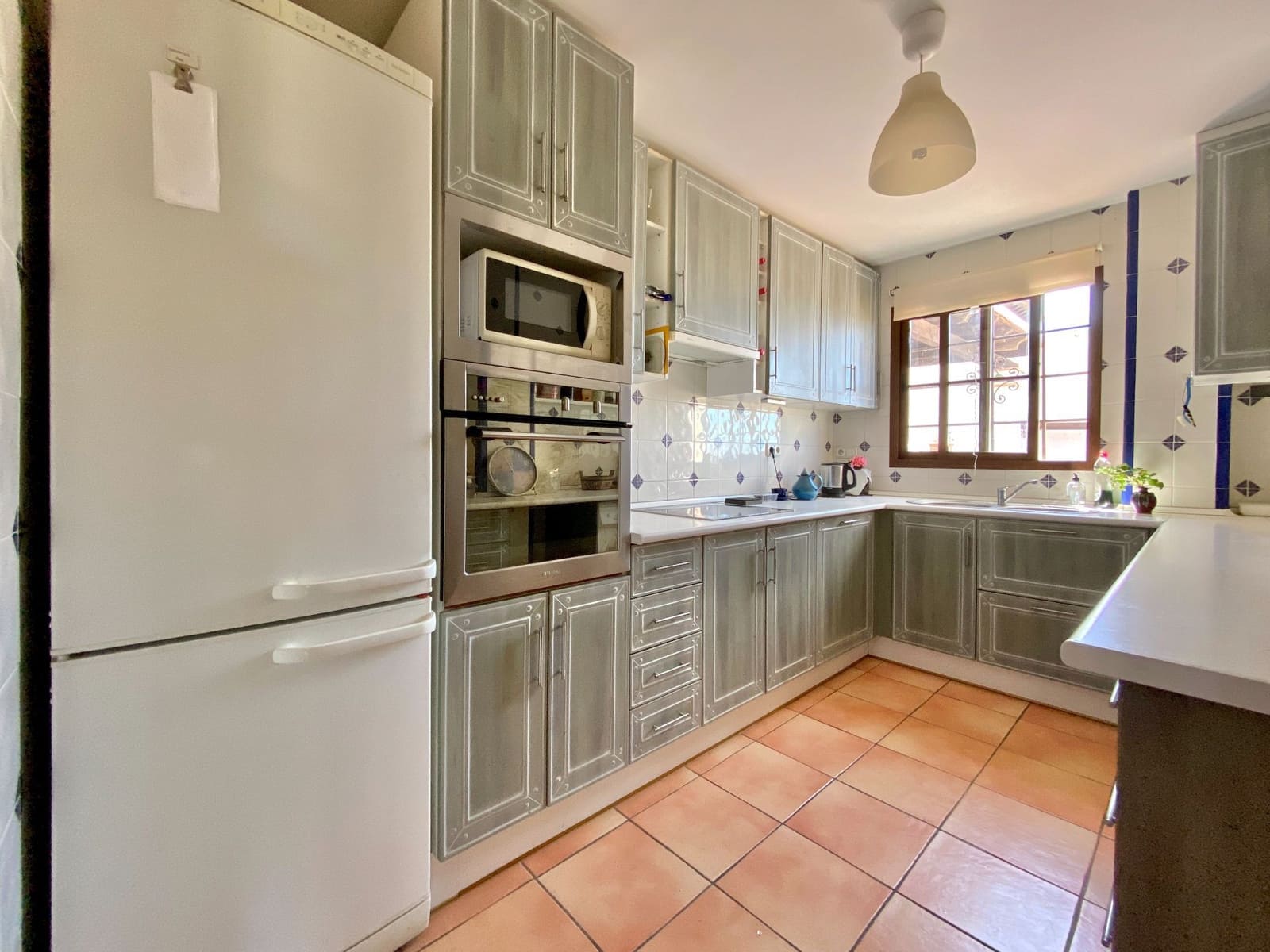 2 soverom Leilighet til salgs i Almunecar med svømmebasseng garasje - € 280 000 (Ref: 9554523)