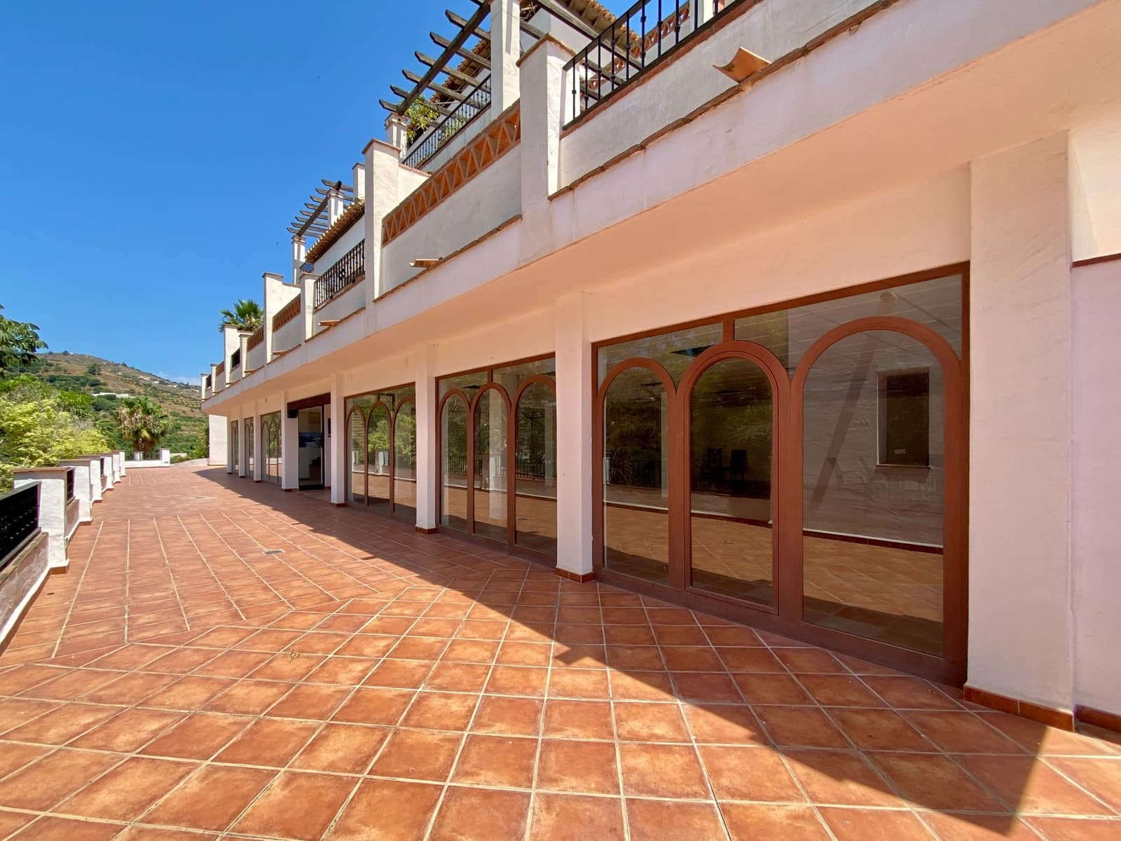 2 soverom Leilighet til salgs i Almunecar med svømmebasseng garasje - € 280 000 (Ref: 9554523)