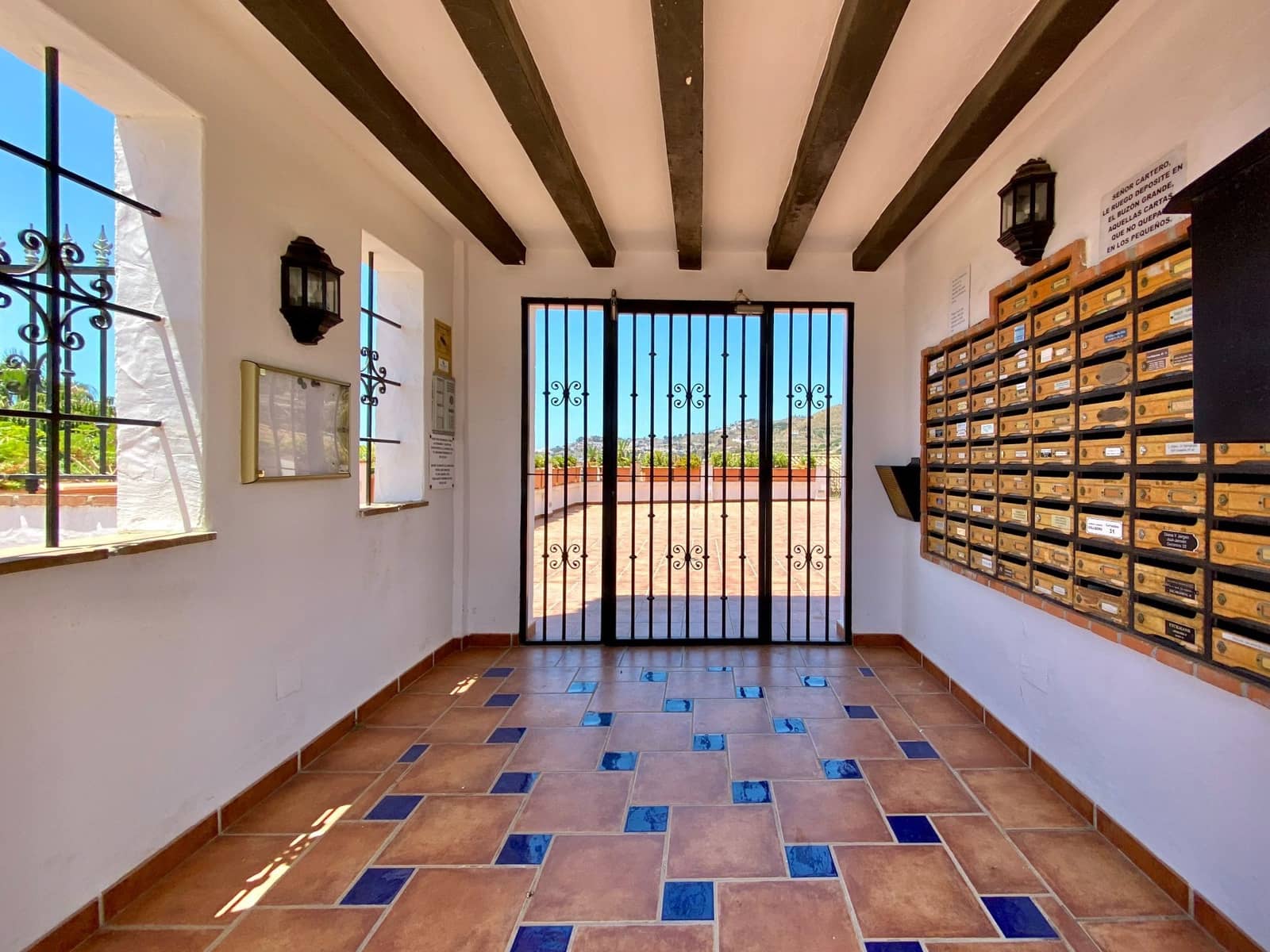 2 soverom Leilighet til salgs i Almunecar med svømmebasseng garasje - € 280 000 (Ref: 9554523)