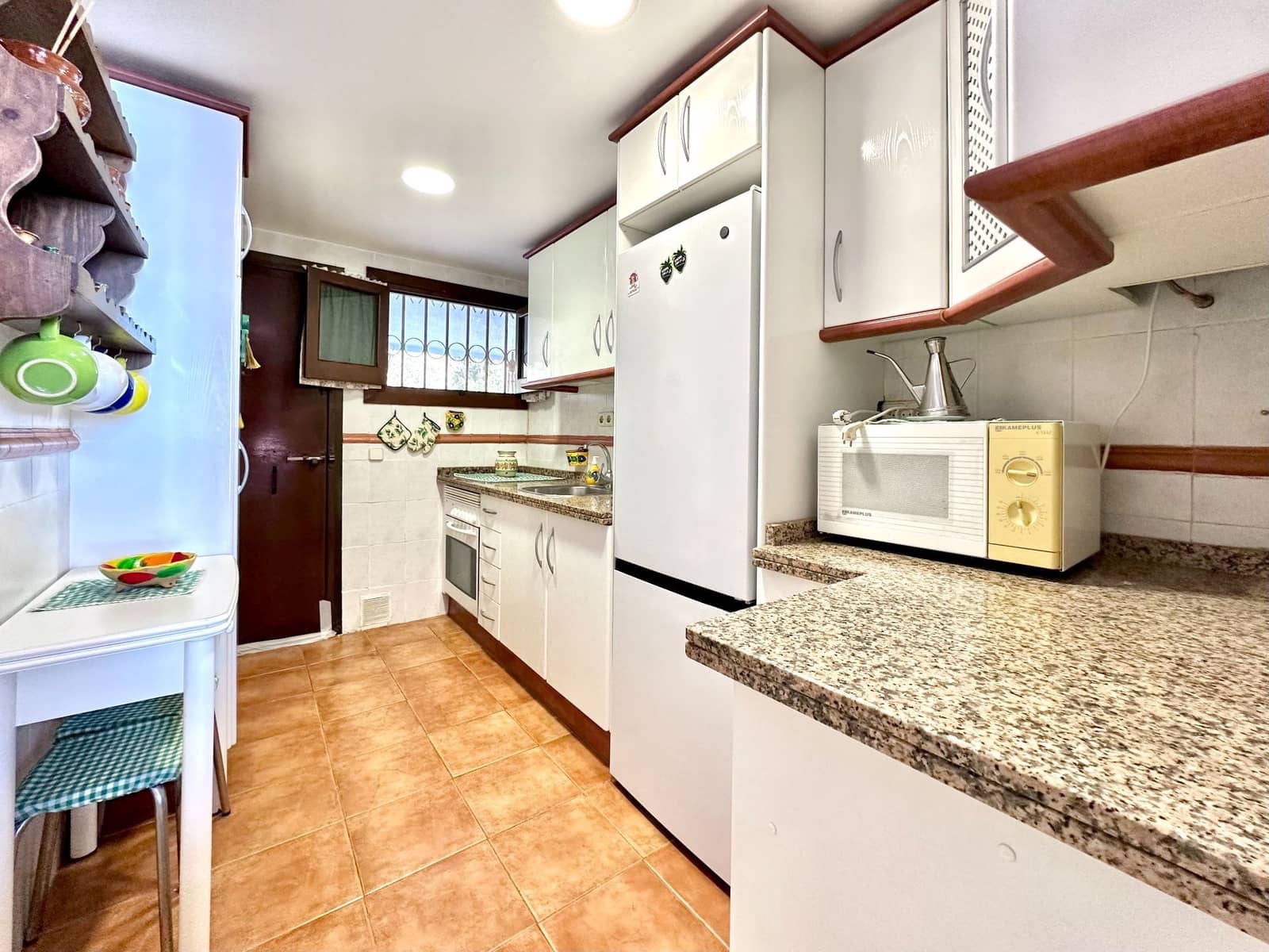 2 soveværelse Semi-Rækkehus til salg i Almunecar med garage - € 330.000 (Ref: 9614652)