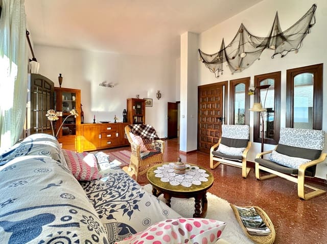 2 soveværelse Semi-Rækkehus til salg i Almuñécar med garage - € 330.000 (Ref: 9614652)