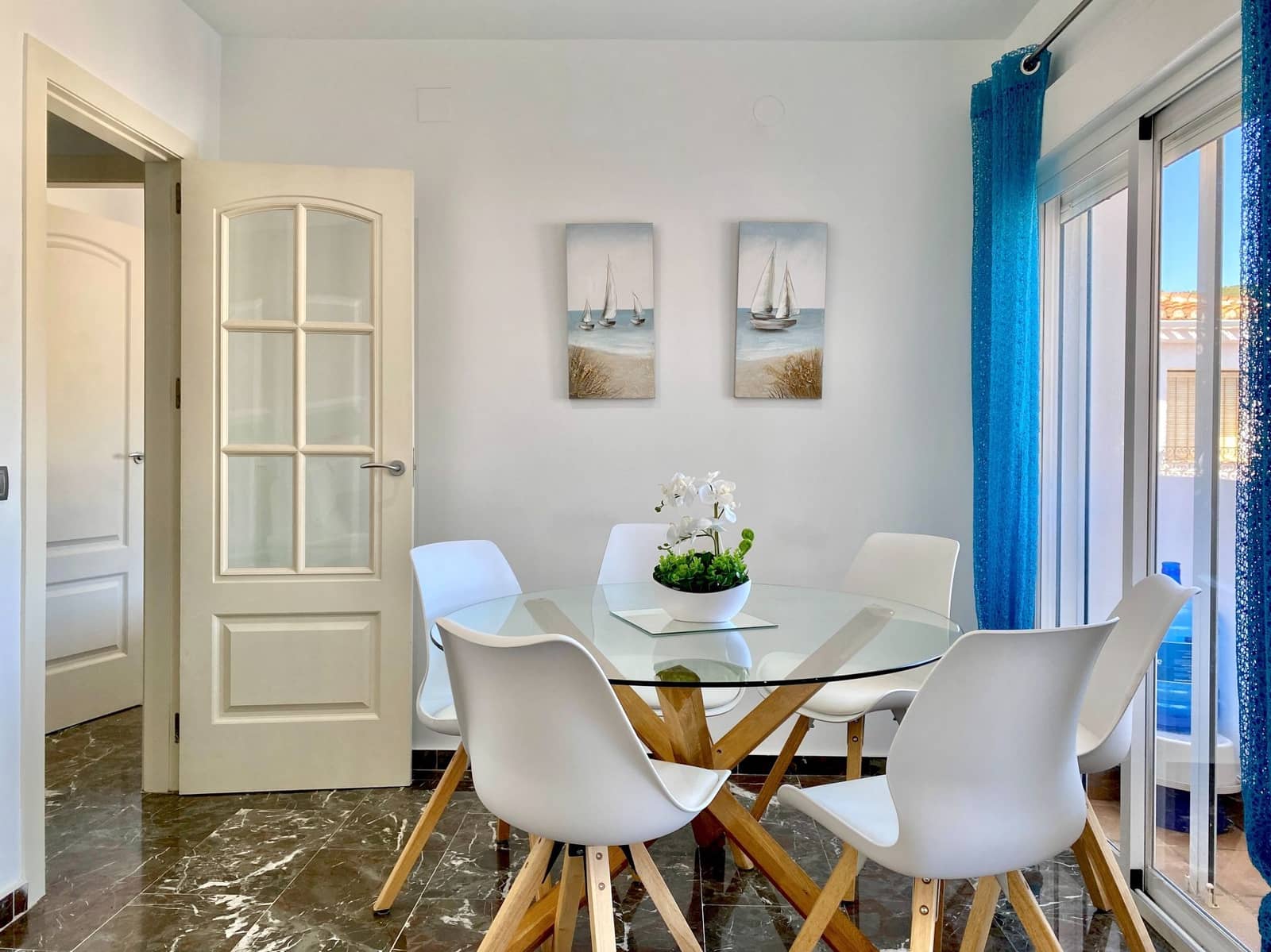 3 makuuhuone Kattohuoneisto vuokrattavana paikassa Almunecar - 1 300 € (Ref: 9620753)