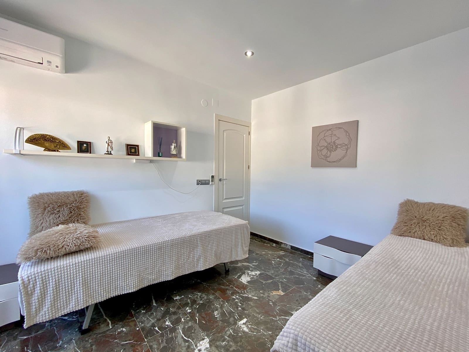 3 makuuhuone Kattohuoneisto vuokrattavana paikassa Almunecar - 1 300 € (Ref: 9620753)