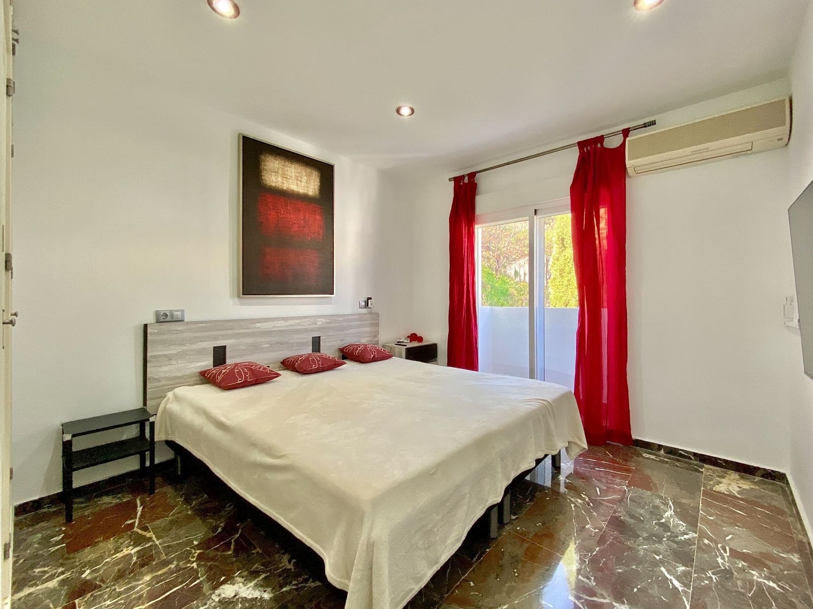 3 makuuhuone Kattohuoneisto vuokrattavana paikassa Almunecar - 1 300 € (Ref: 9620753)