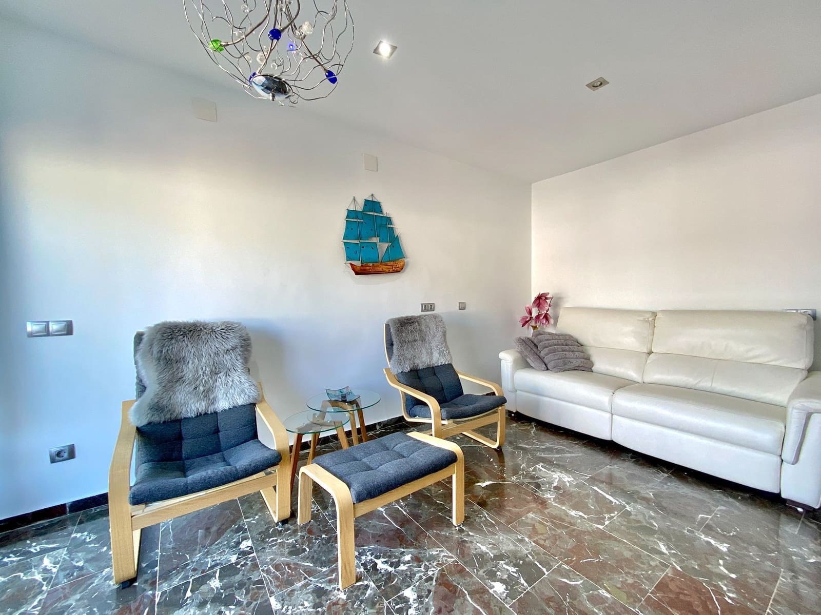 3 makuuhuone Kattohuoneisto vuokrattavana paikassa Almunecar - 1 300 € (Ref: 9620753)