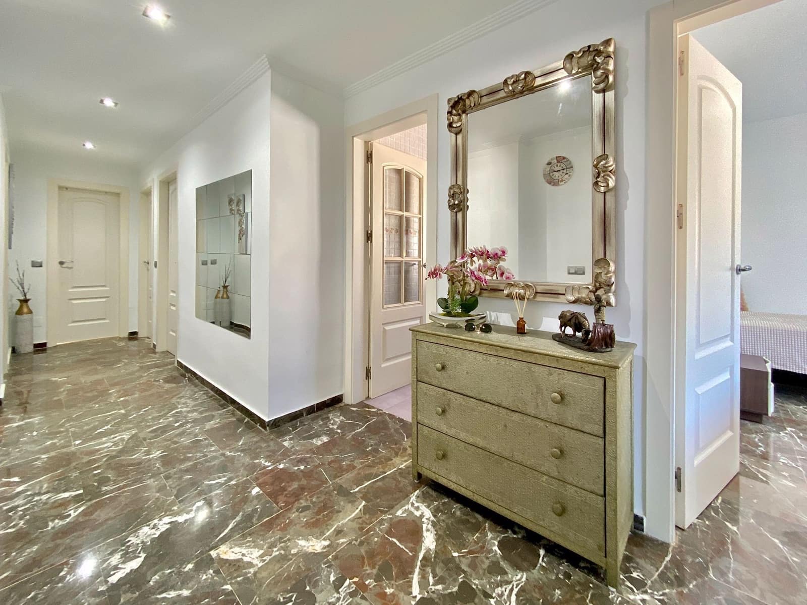 3 makuuhuone Kattohuoneisto vuokrattavana paikassa Almunecar - 1 300 € (Ref: 9620753)