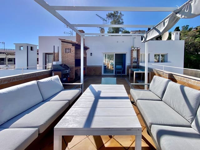 3 makuuhuone Kattohuoneisto vuokrattavana paikassa Almuñécar - 1 300 € (Ref: 9620753)