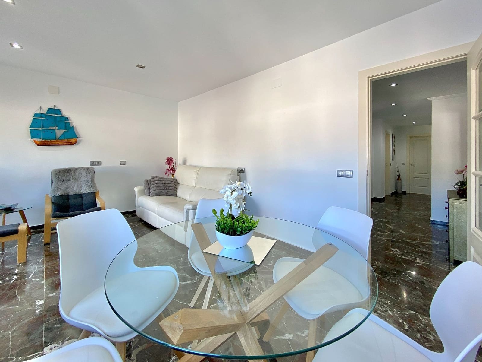 3 makuuhuone Kattohuoneisto vuokrattavana paikassa Almunecar - 1 300 € (Ref: 9620753)