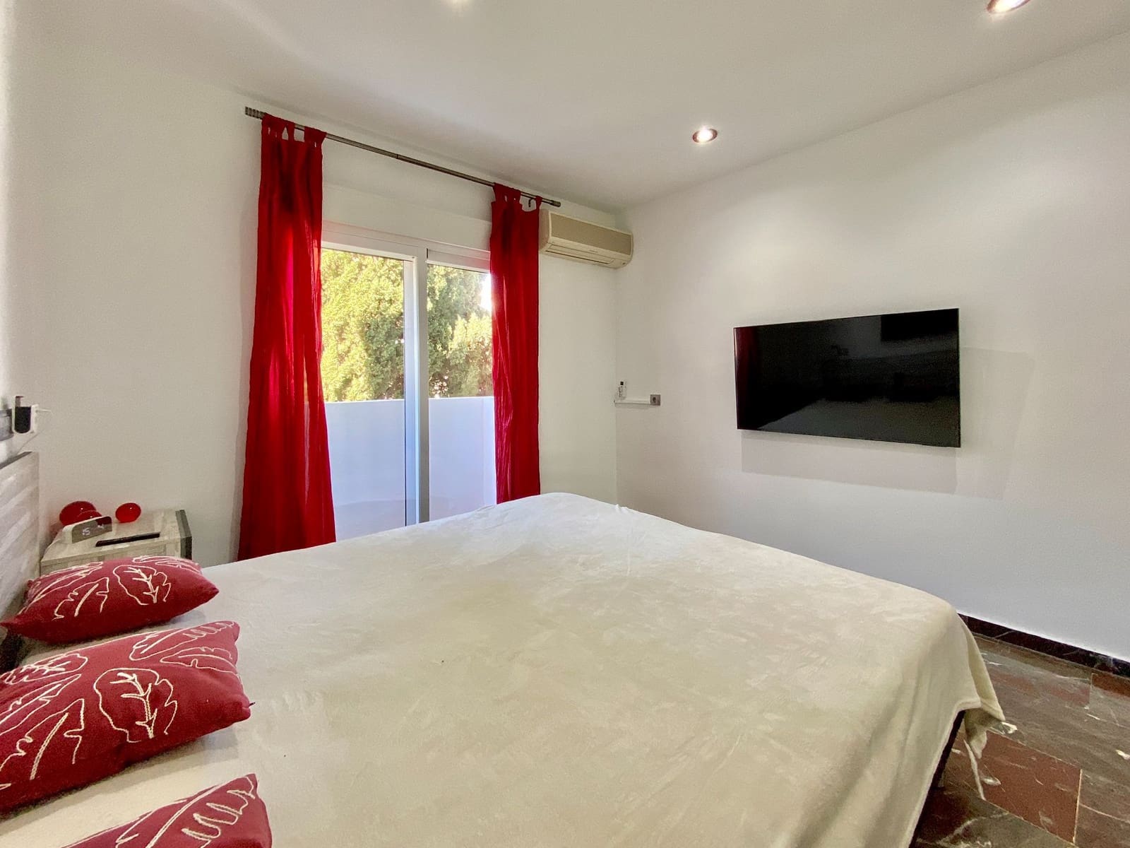 3 makuuhuone Kattohuoneisto vuokrattavana paikassa Almunecar - 1 300 € (Ref: 9620753)