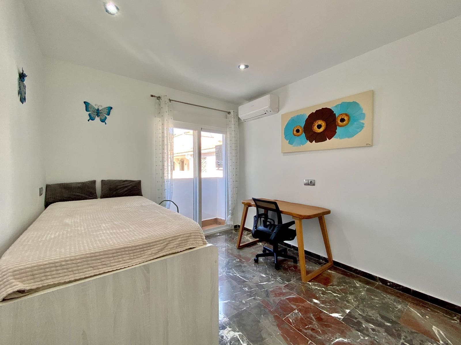 3 makuuhuone Kattohuoneisto vuokrattavana paikassa Almunecar - 1 300 € (Ref: 9620753)