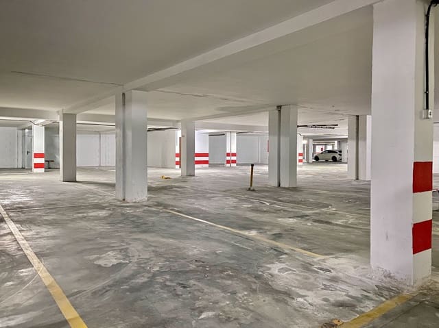 Garage in vendita in Almuñécar - 40.000 € (Rif: 9640036)