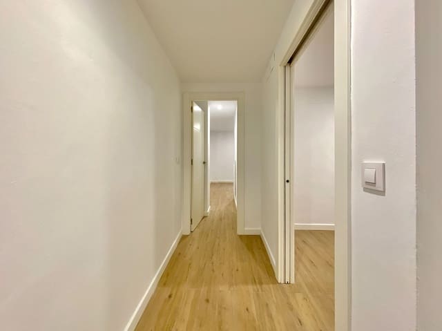 2 slaapkamer Appartement te huur in Almuñécar - € 550 (Ref: 9640037)