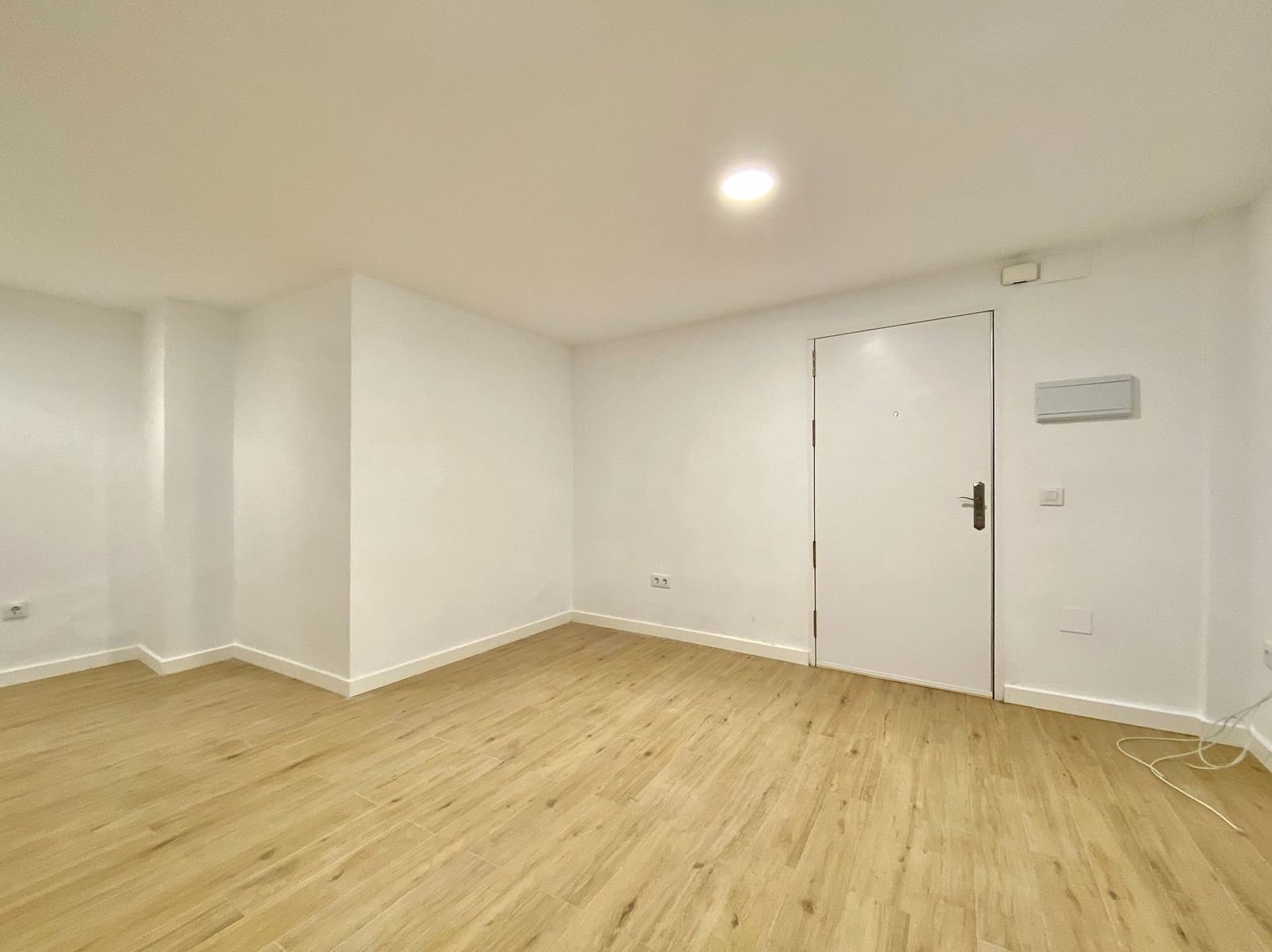 2 slaapkamer Appartement te huur in Almunecar - € 550 (Ref: 9640037)