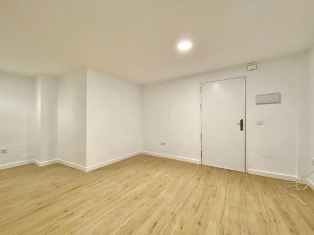 2 slaapkamer Appartement te huur in Almuñécar - € 550 (Ref: 9640037)