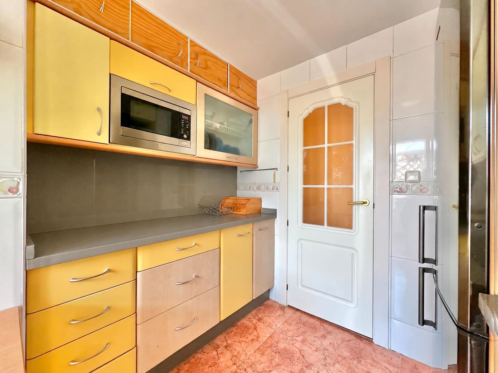3 bedroom Apartment for sale in Almunecar with garage - € 340,000 (Ref: 9647650)