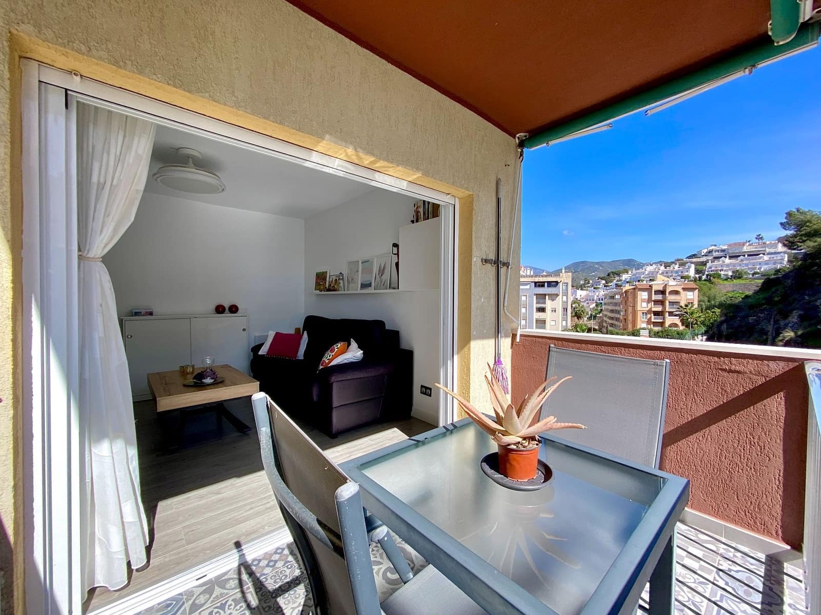 1 sypialnia Apartament na sprzedaż w Almunecar z basenem garażem - 269 000 € (Ref: 9682343)