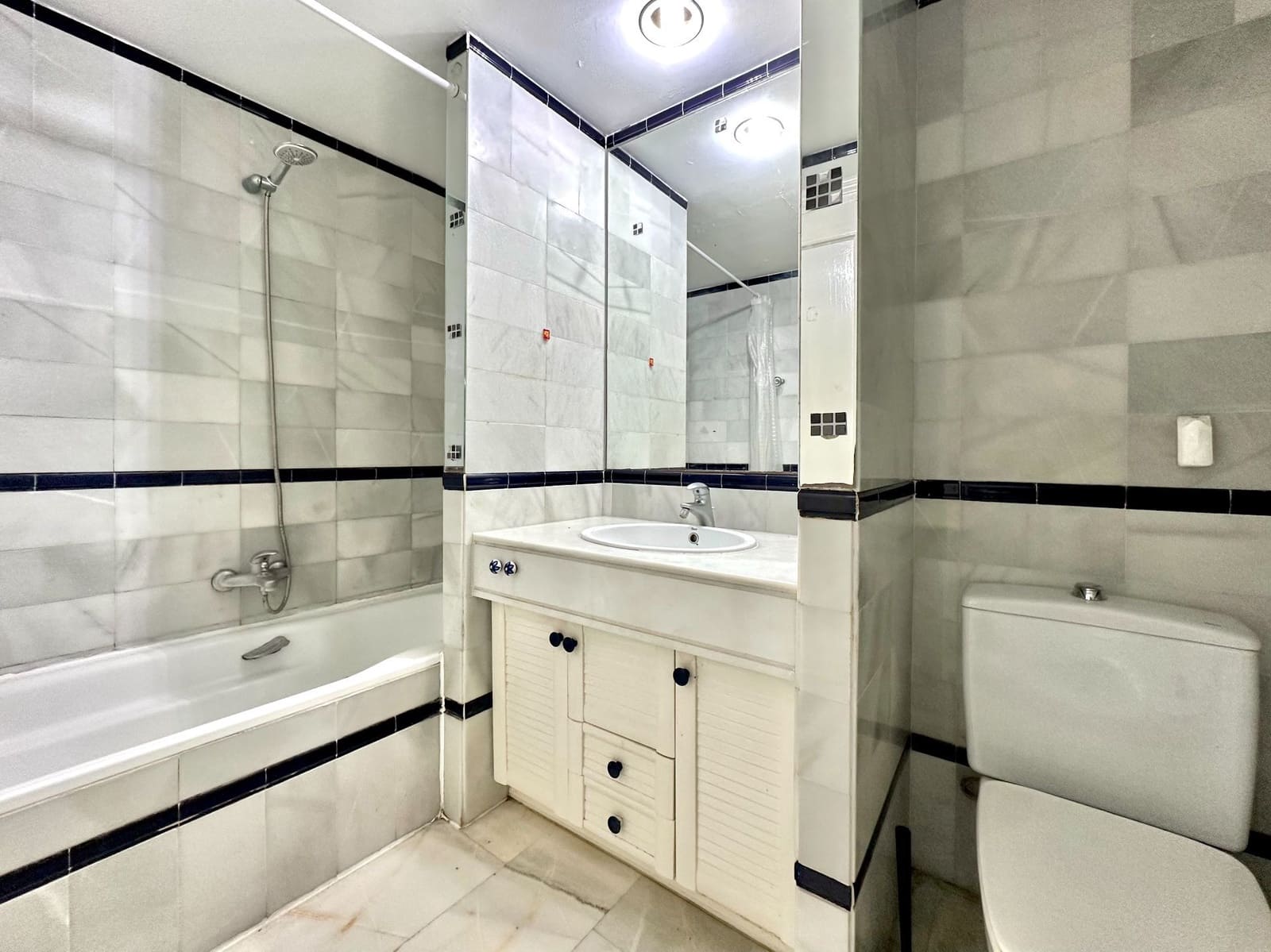 3 sovrum Lägenhet till salu i Almunecar - 300 000 € (Ref: 9741476)