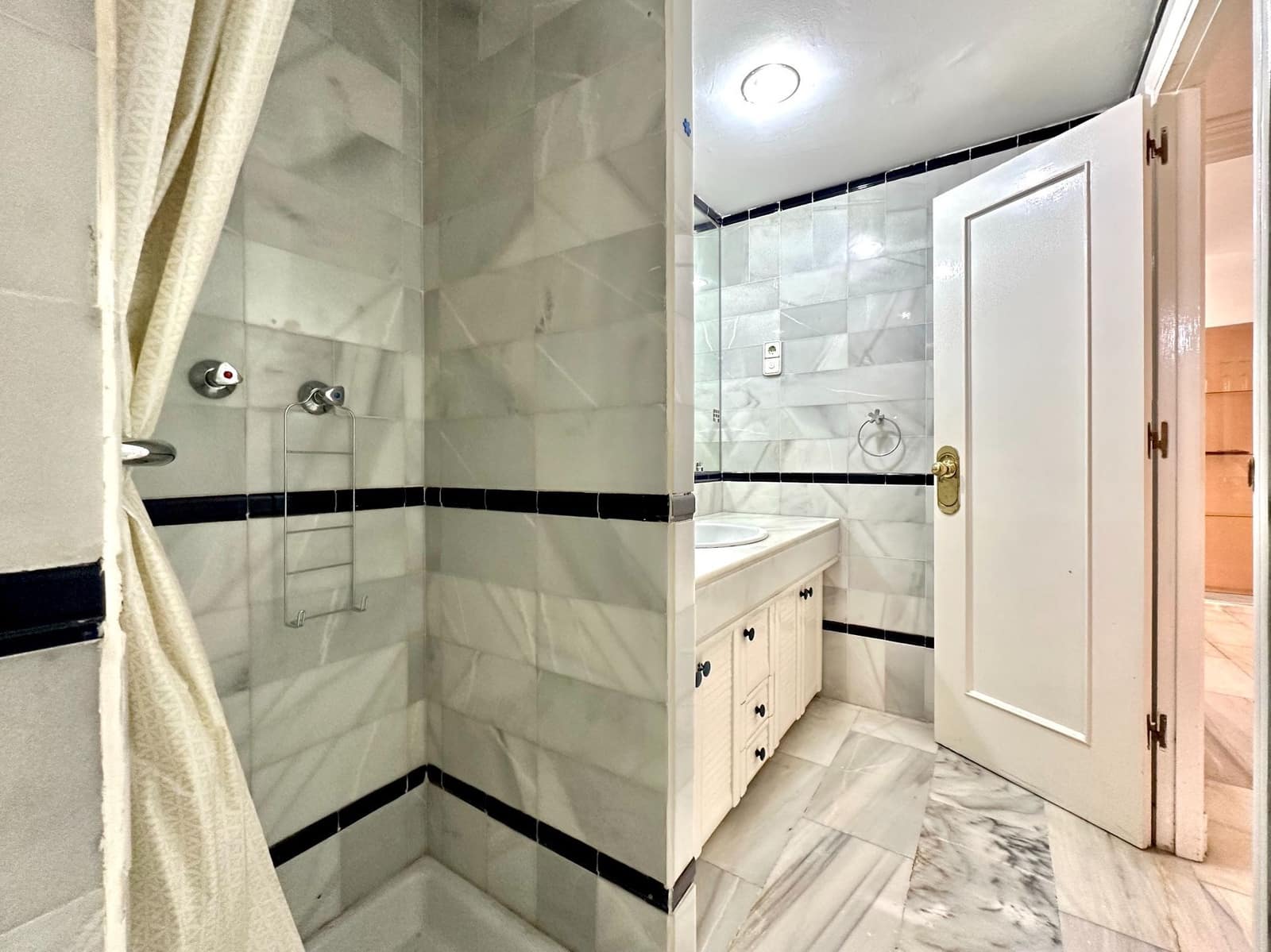 3 sovrum Lägenhet till salu i Almunecar - 300 000 € (Ref: 9741476)