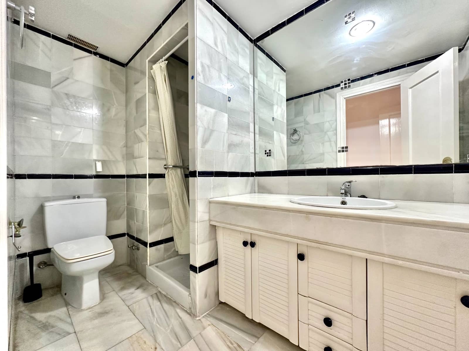 3 sovrum Lägenhet till salu i Almunecar - 300 000 € (Ref: 9741476)