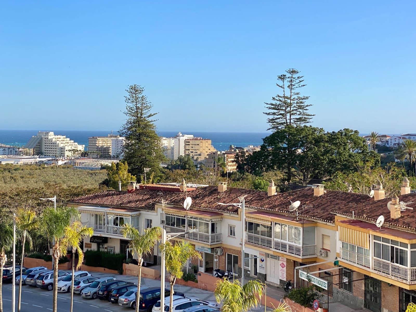 2 bedroom Apartment for rent in Almunecar with pool garage - € 700 (Ref: 9755280)