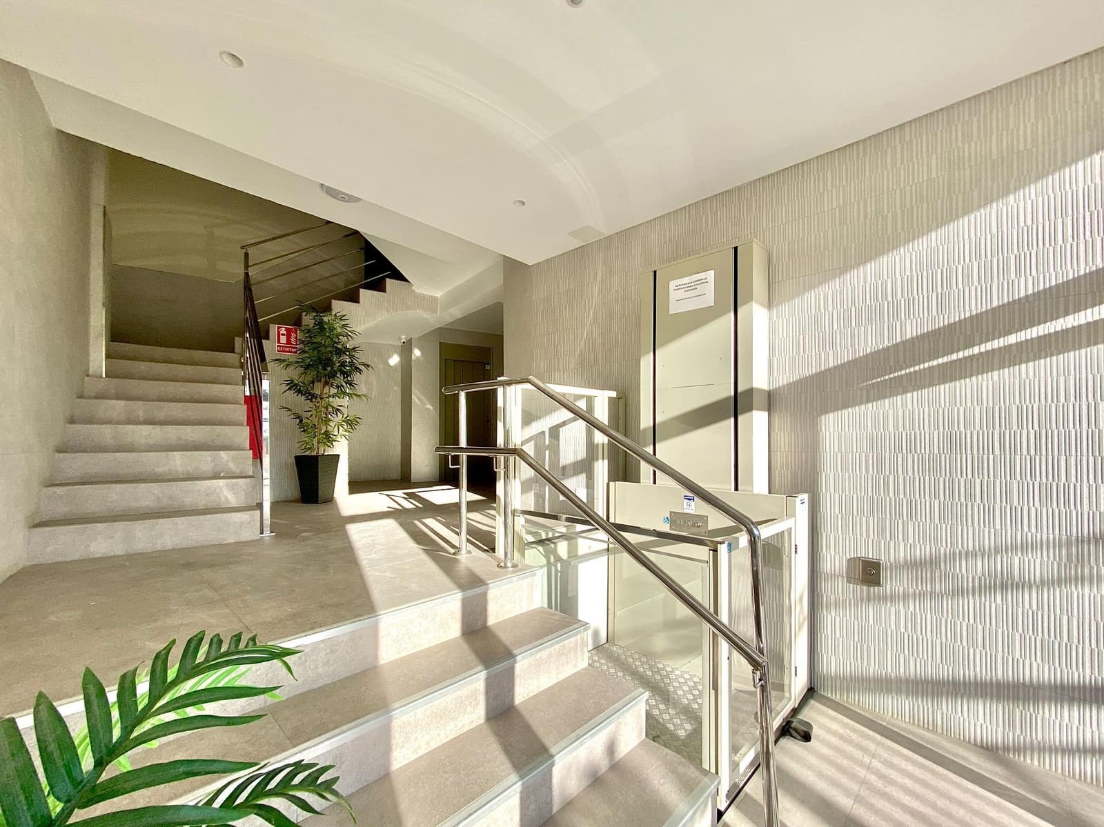 2 bedroom Apartment for rent in Almunecar with pool garage - € 700 (Ref: 9755280)