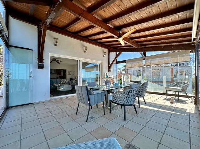 3 bedroom Villa for sale in Salobreña with pool garage - € 575,000 (Ref: 9765019)