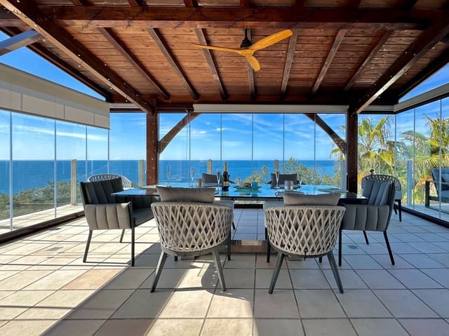 3 bedroom Villa for sale in Salobreña with pool garage - € 575,000 (Ref: 9765019)