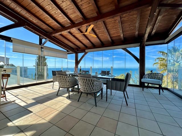 3 bedroom Villa for sale in Salobreña with pool garage - € 575,000 (Ref: 9765019)