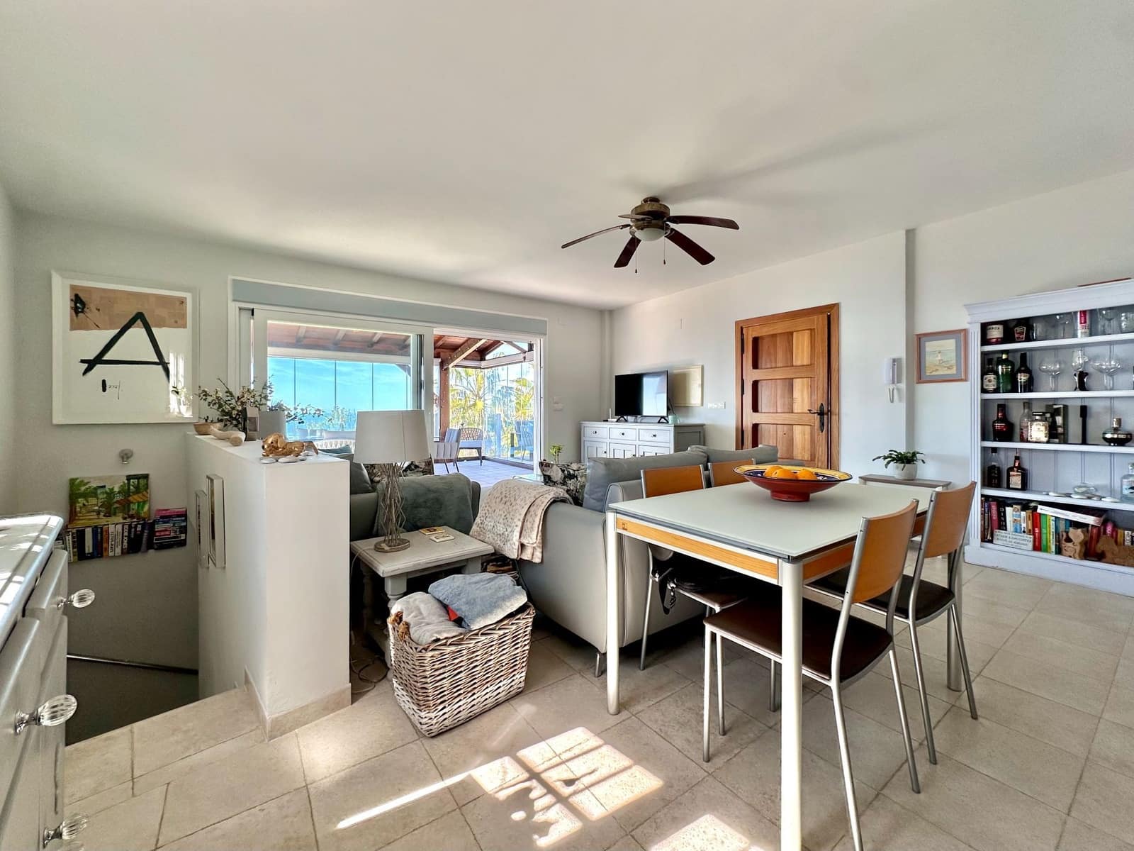 3 bedroom Villa for sale in Salobrena with pool garage - € 575,000 (Ref: 9765019)