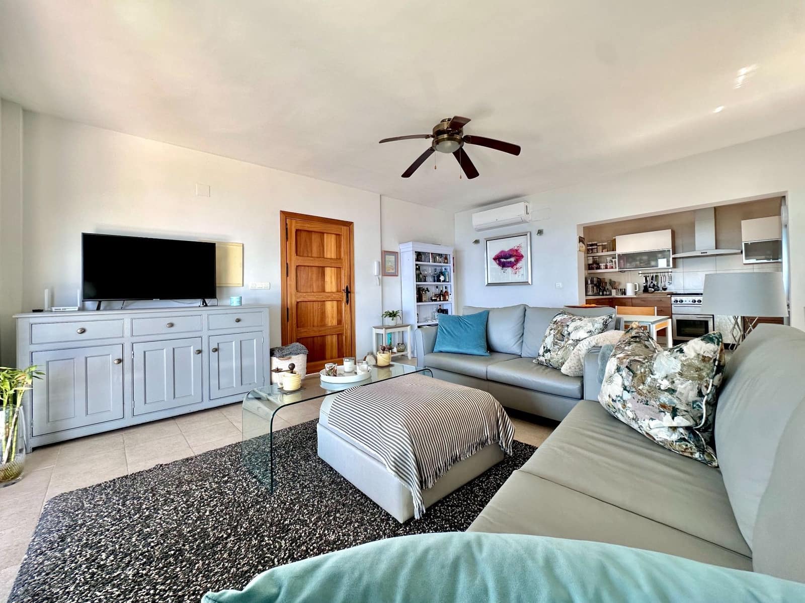 3 bedroom Villa for sale in Salobrena with pool garage - € 575,000 (Ref: 9765019)