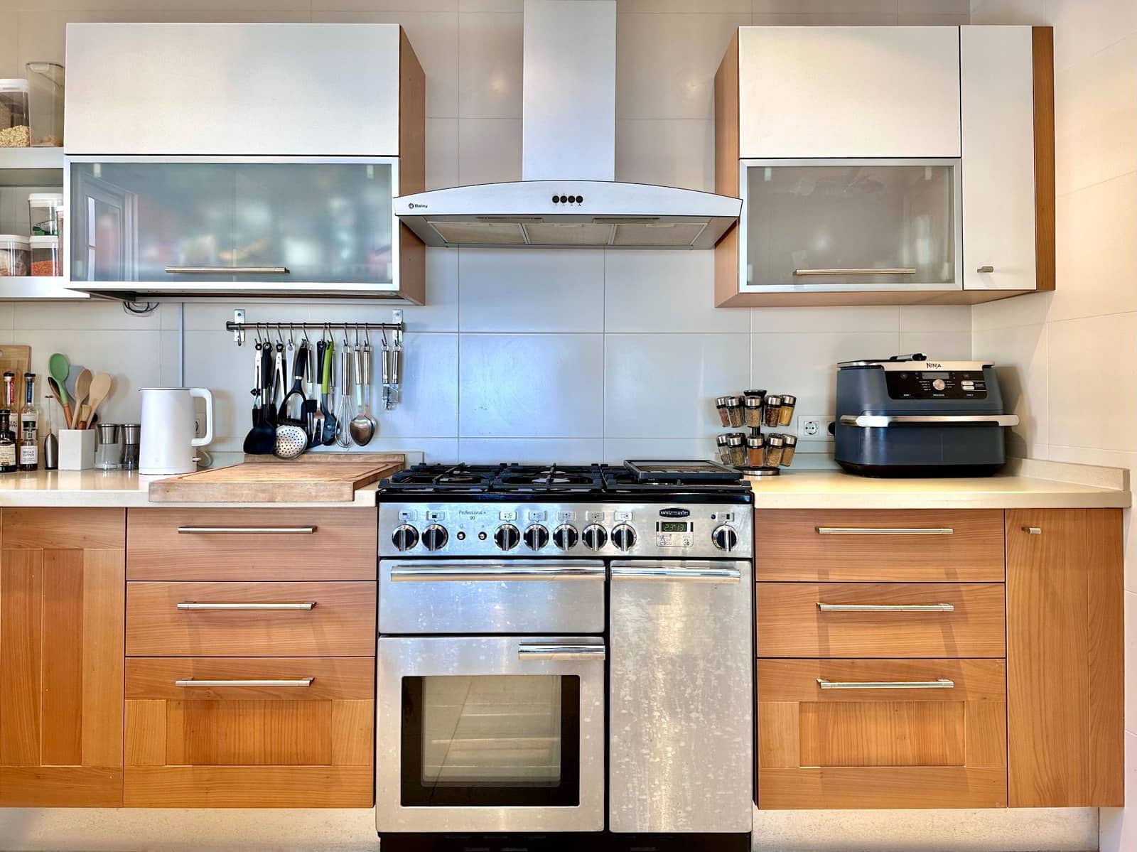 3 bedroom Villa for sale in Salobrena with pool garage - € 575,000 (Ref: 9765019)