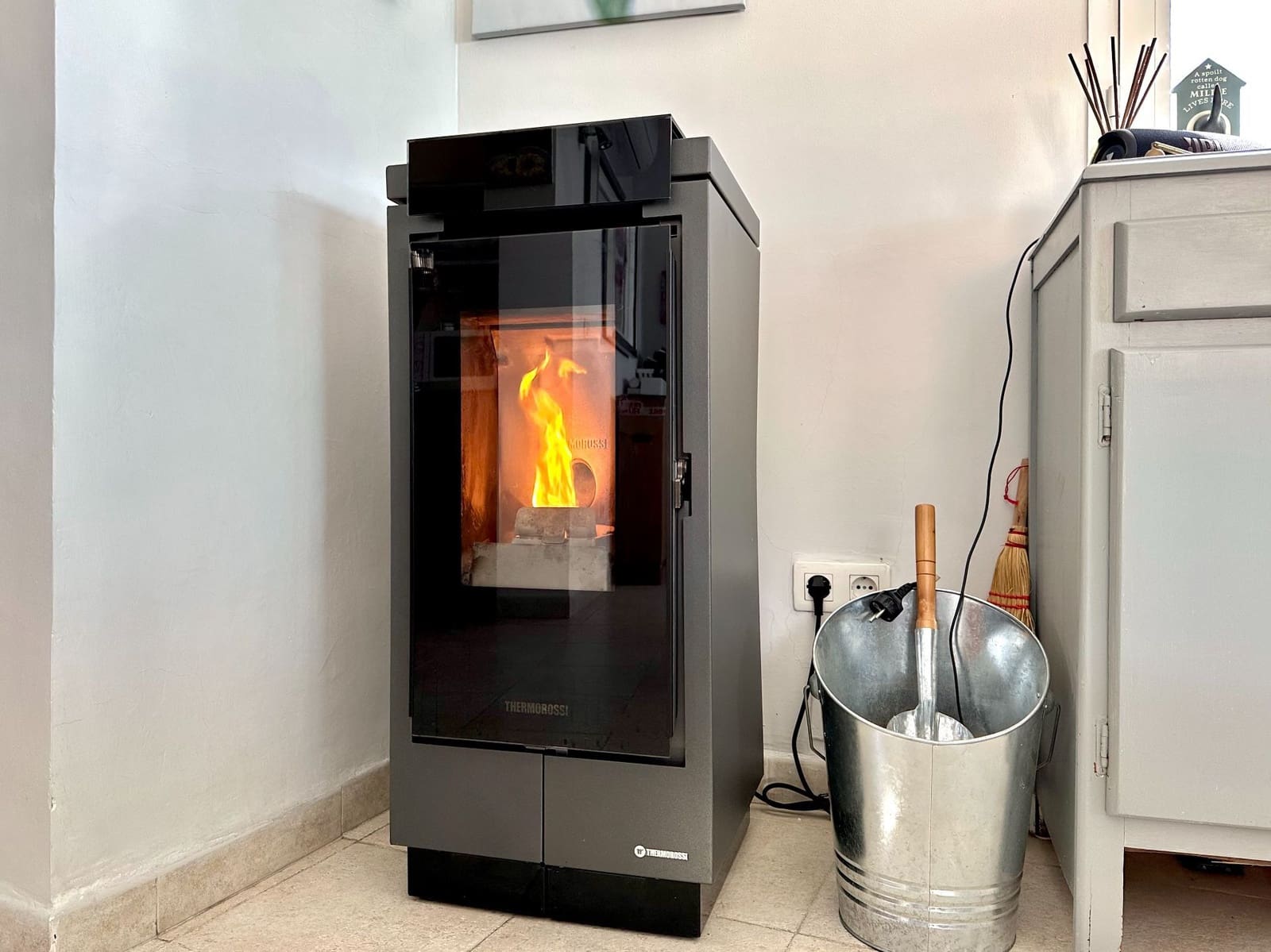 3 bedroom Villa for sale in Salobrena with pool garage - € 575,000 (Ref: 9765019)