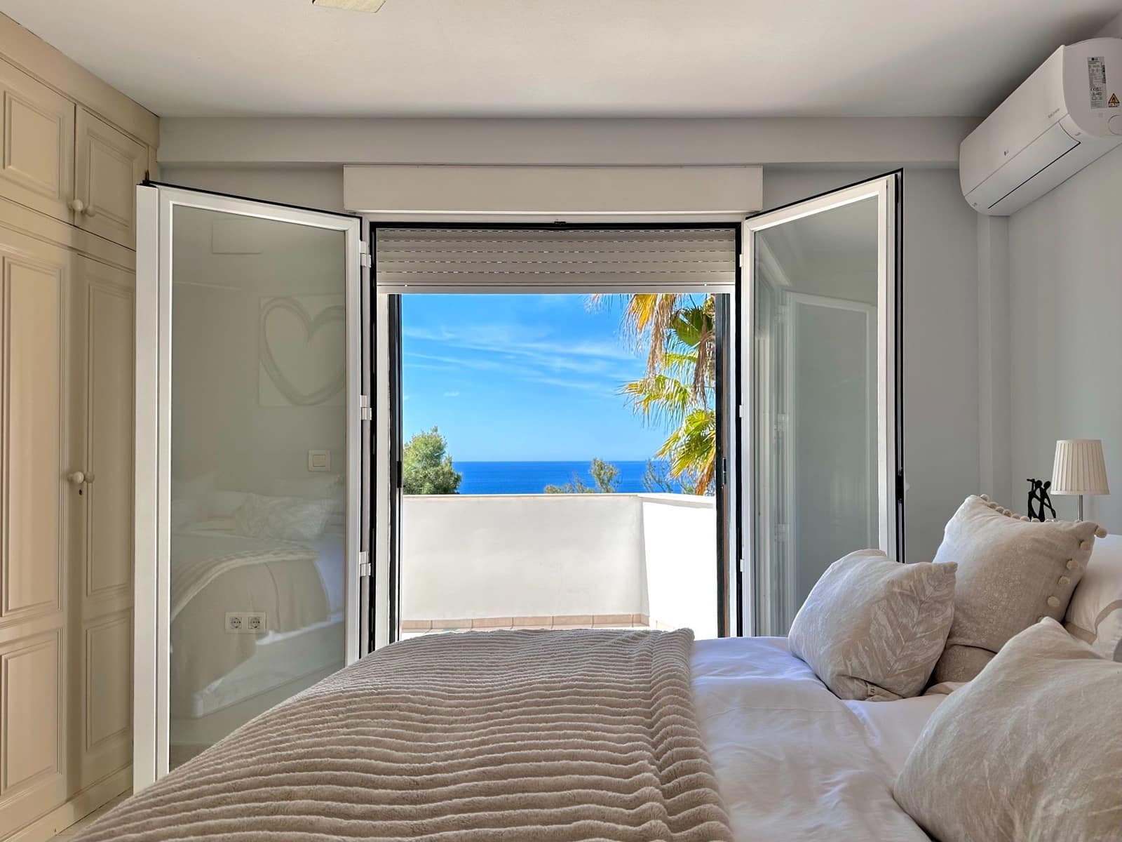 3 bedroom Villa for sale in Salobrena with pool garage - € 575,000 (Ref: 9765019)