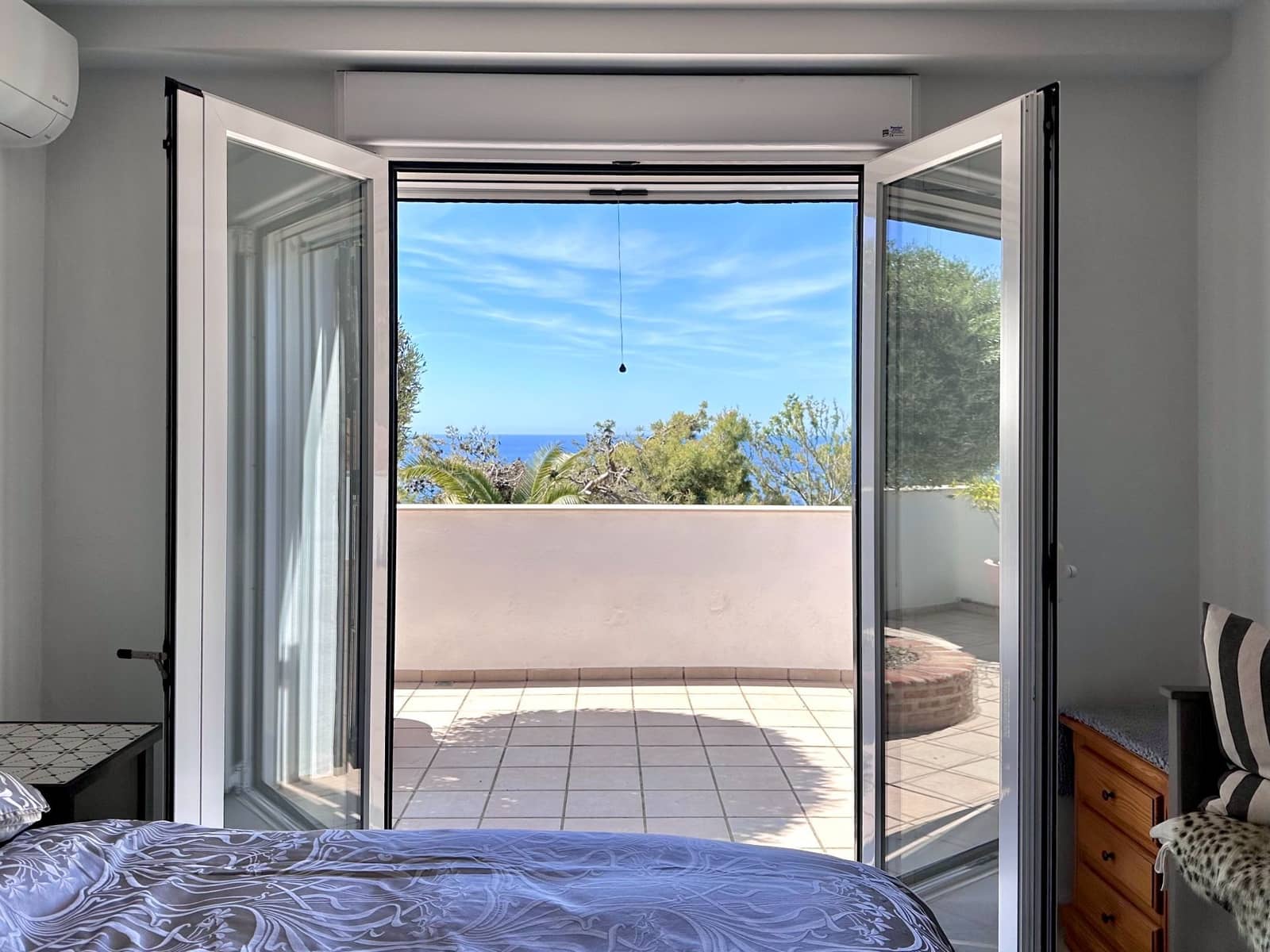 3 bedroom Villa for sale in Salobrena with pool garage - € 575,000 (Ref: 9765019)